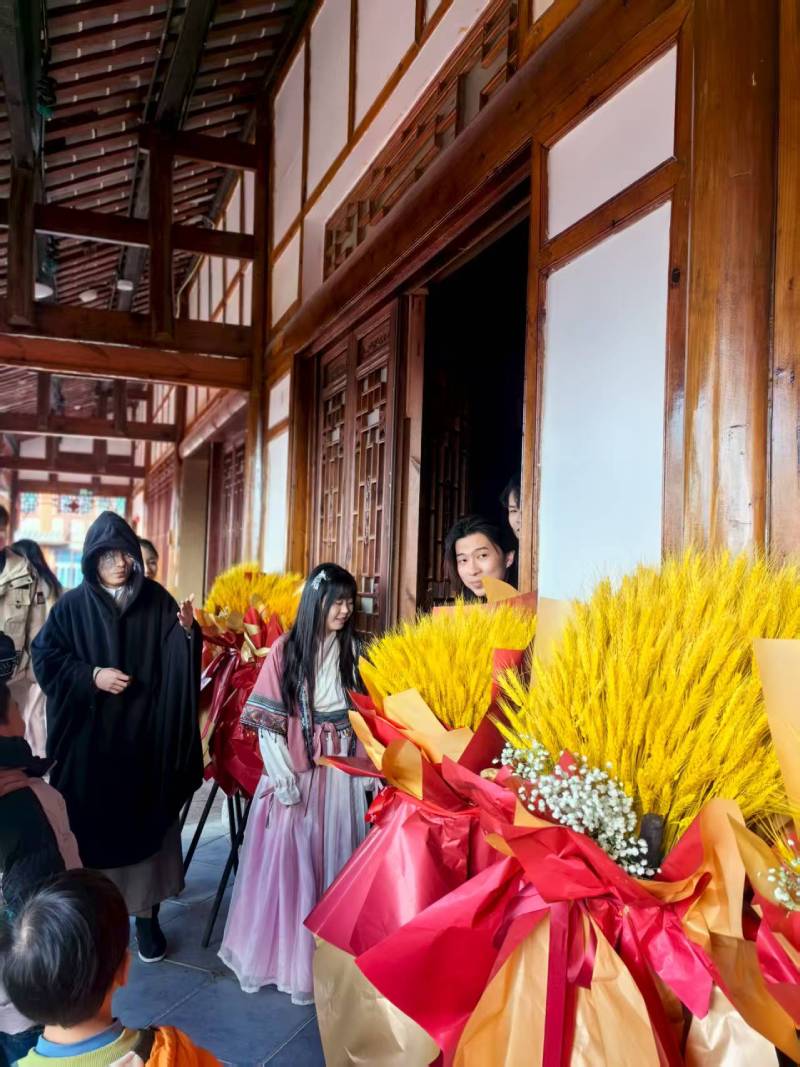 沉浸赋能：丹巴县景区演艺的差异化突围之路